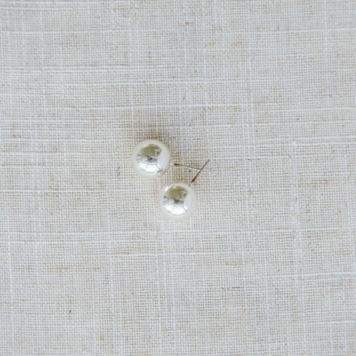 Michelle McDowell Grenada Medium Earrings- Shiny Silver