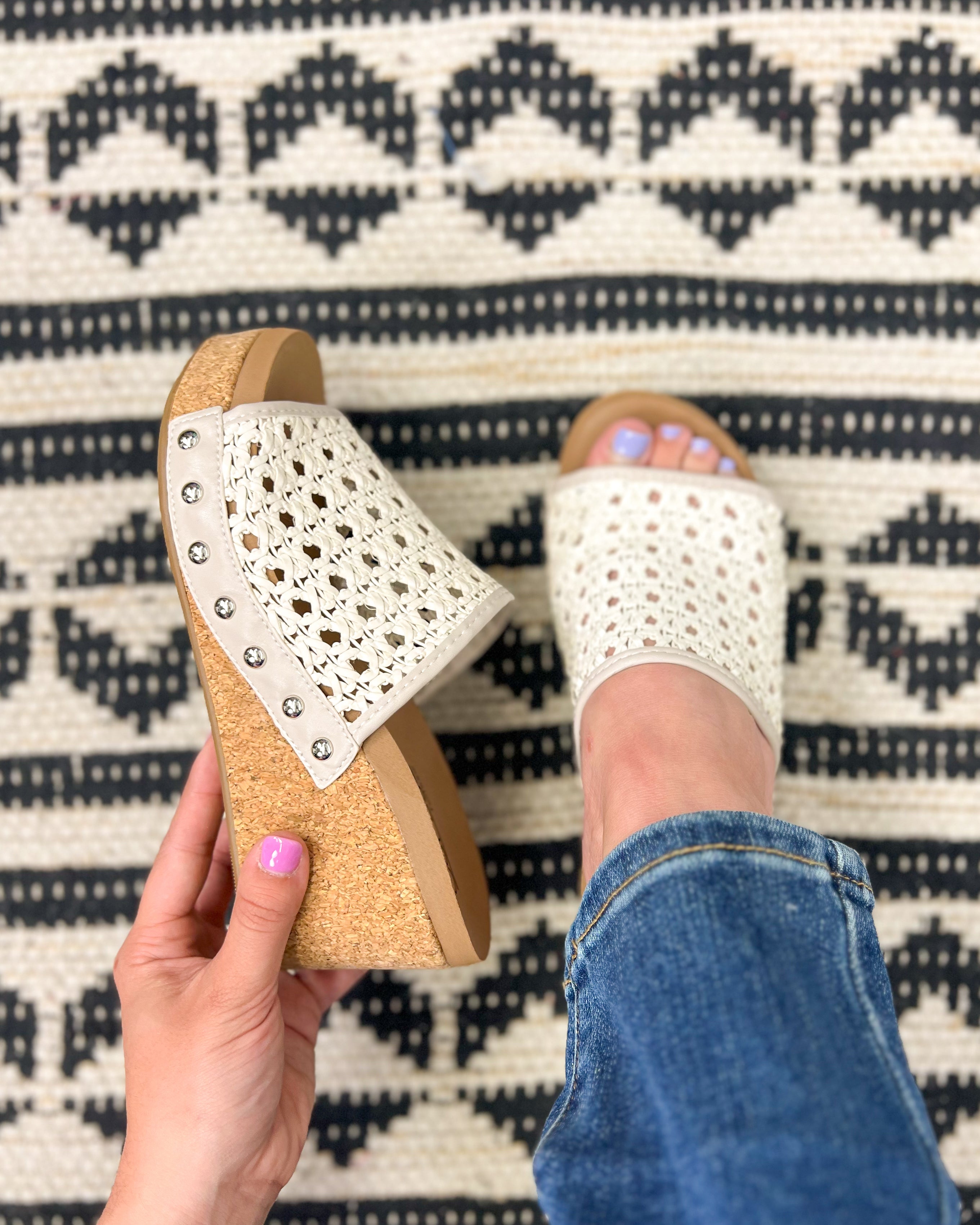 Vacation Wedge Shoe - White