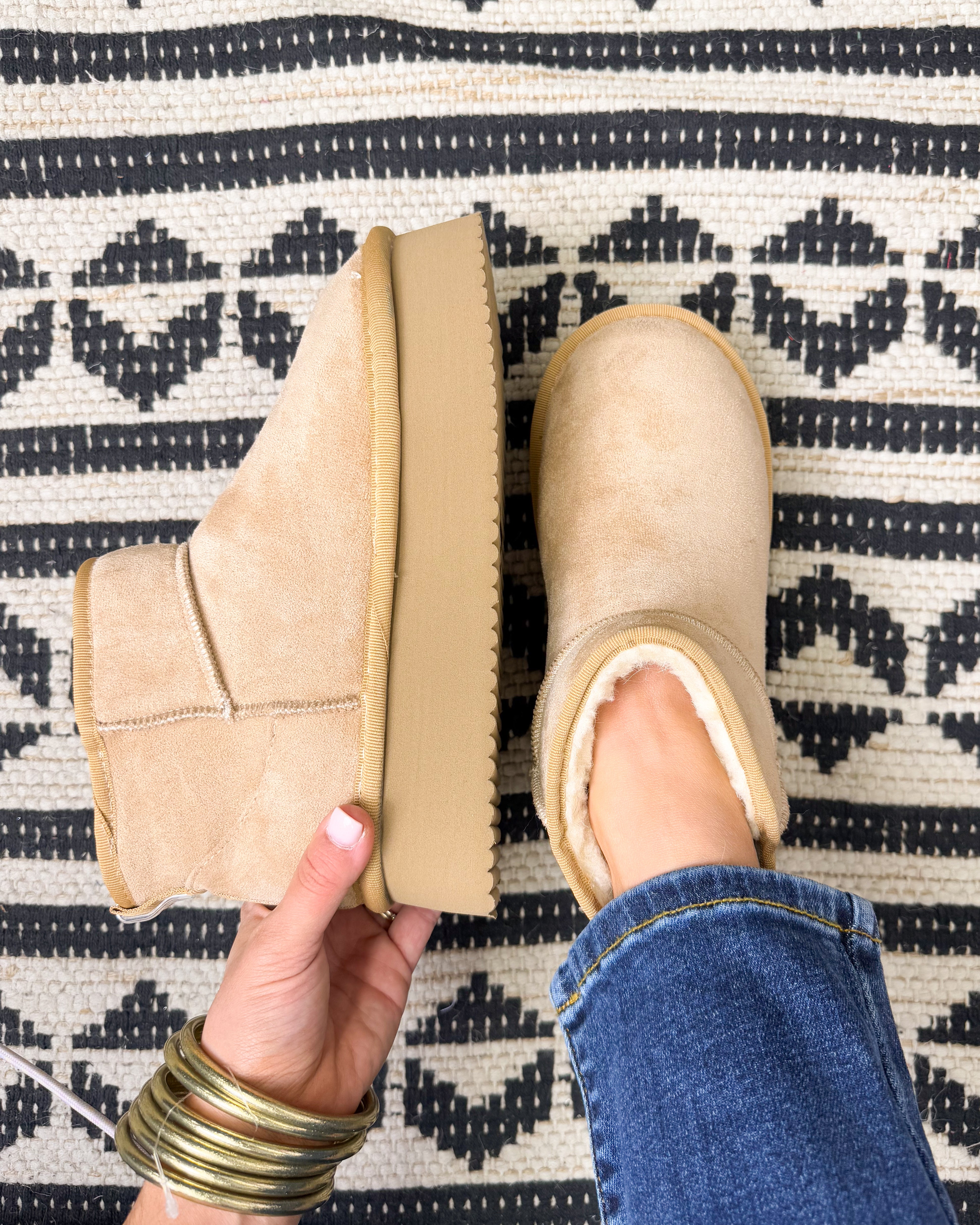 Room Service Bootie - Camel