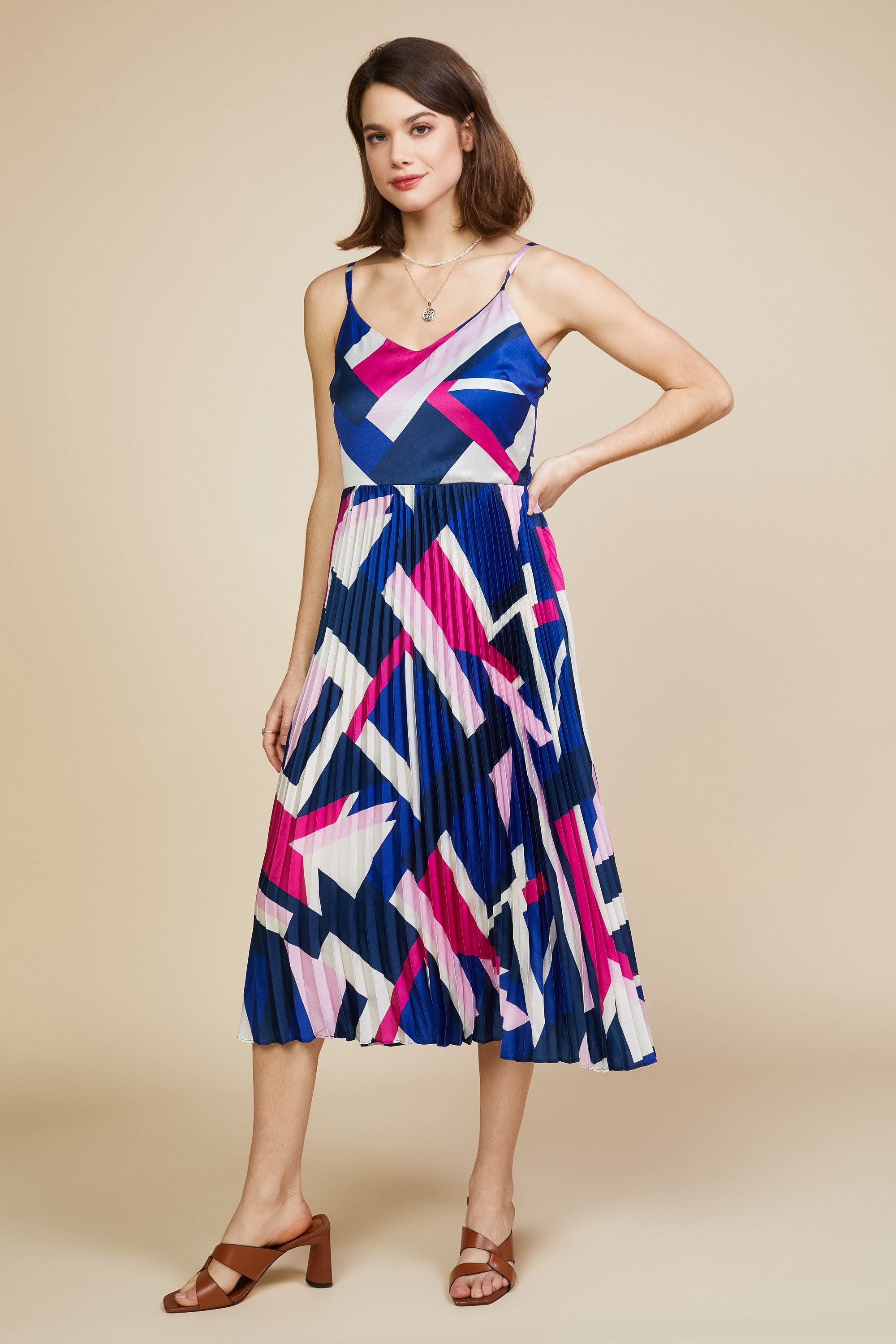 Skies Are Blue Pleated to Meet You Dress - Navy/Hyper Pink, v-neck, spaghetti strap, pleated skirt, curvy