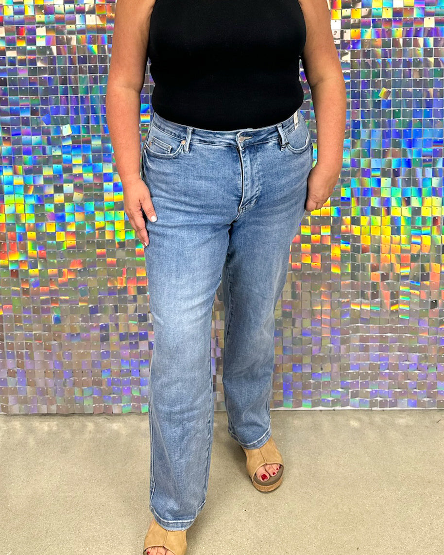 Judy Blue Cooper Mid-Rise Tummy Control Vintage Straight  - Medium Wash