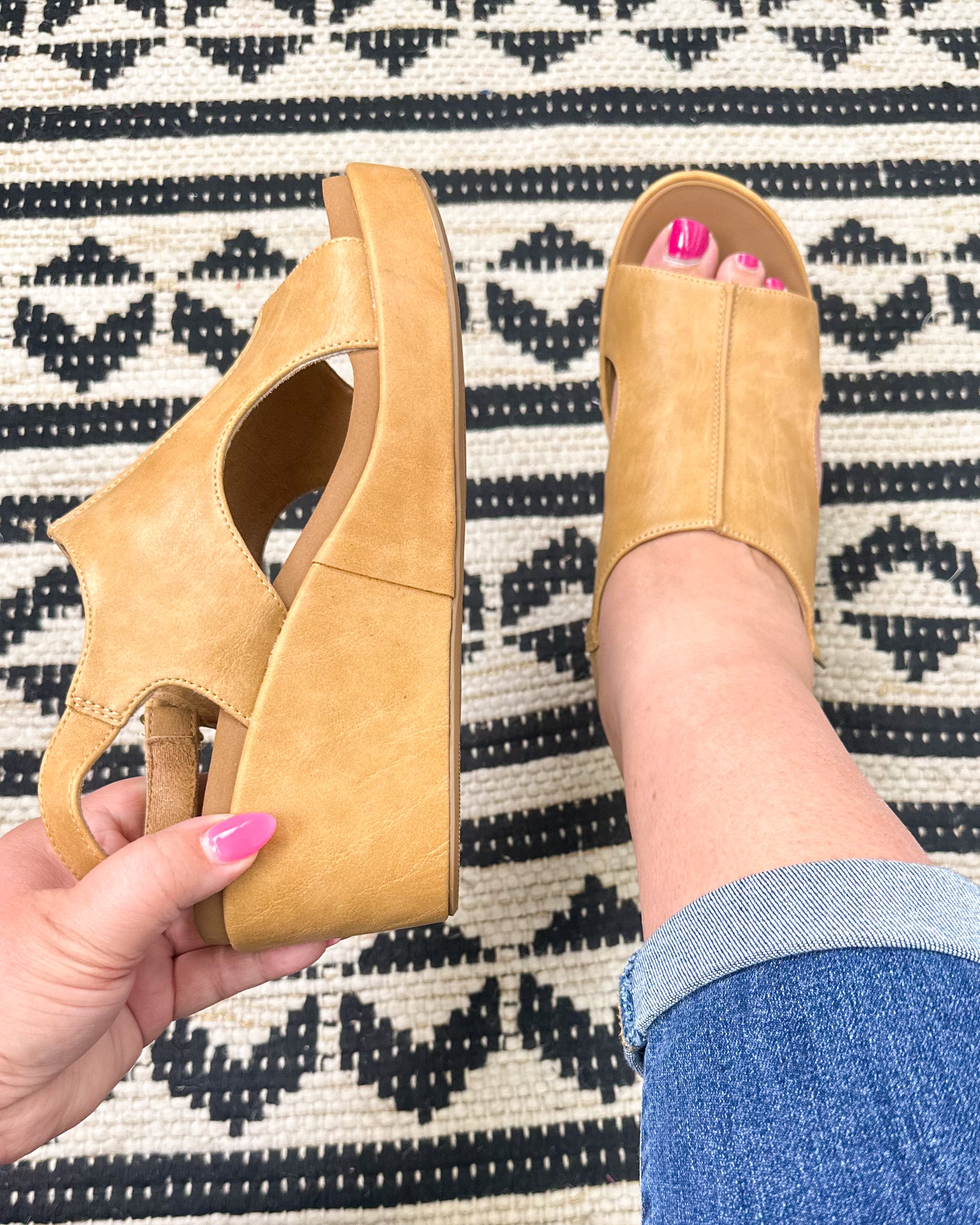 Carley Wedge - Caramel All