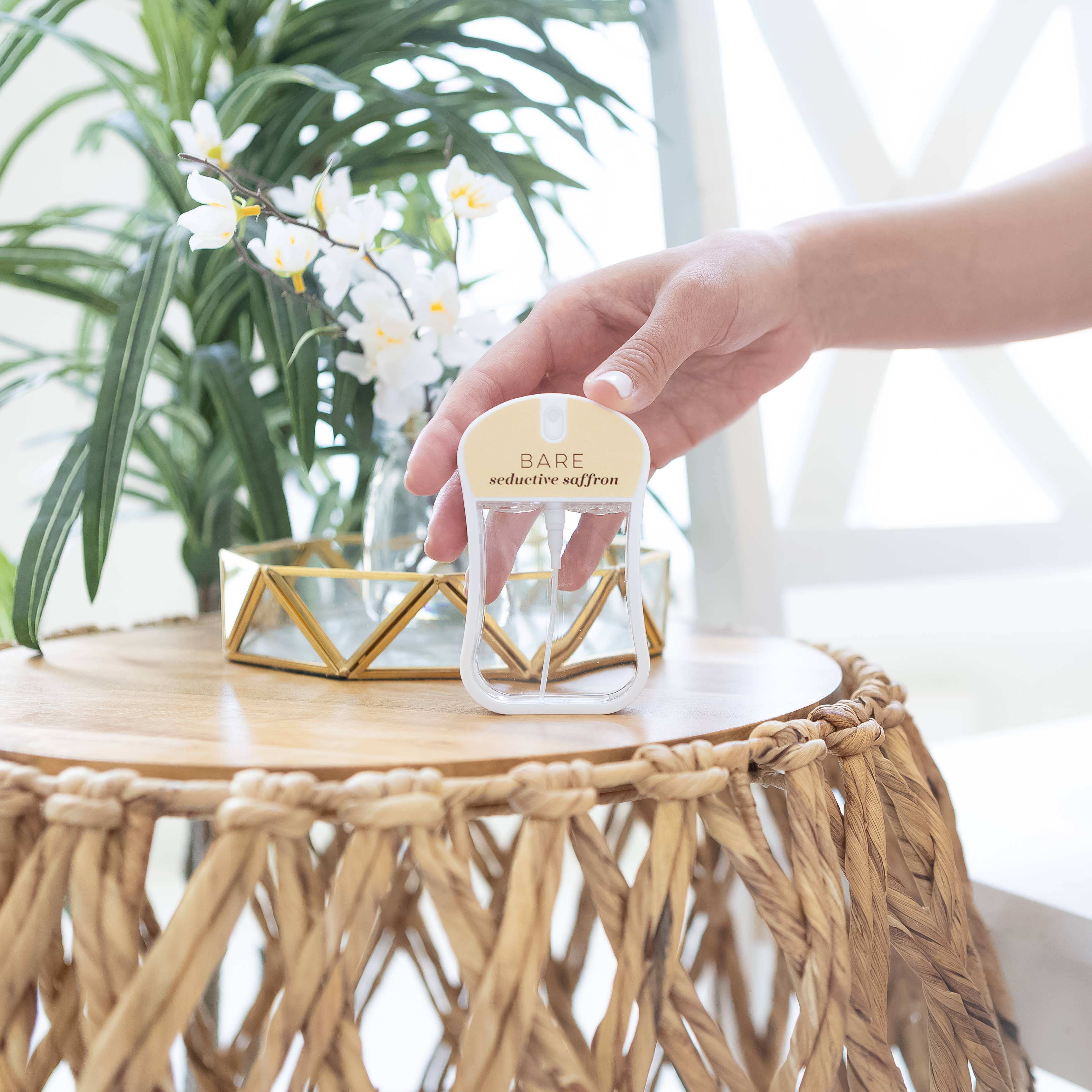 Bare (seductive saffron) | Moisturizing Body Mist (35 mL)