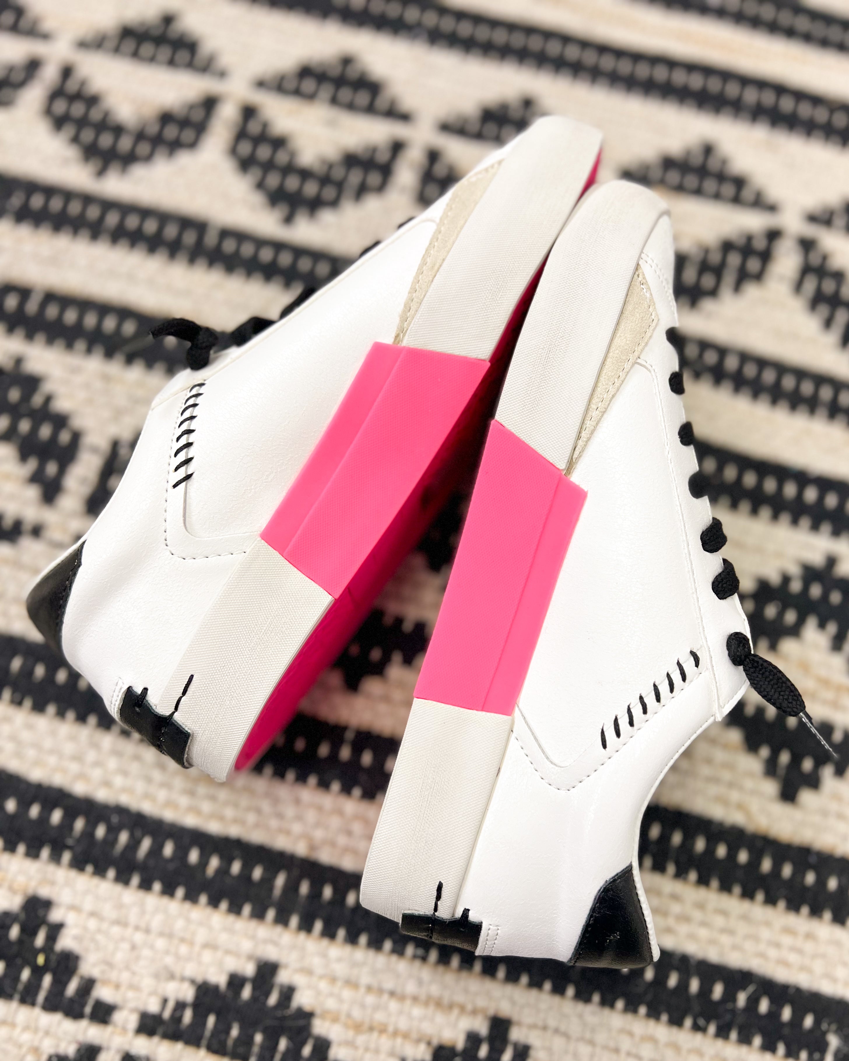 Shu Shop Ruby Sneaker - Black & White