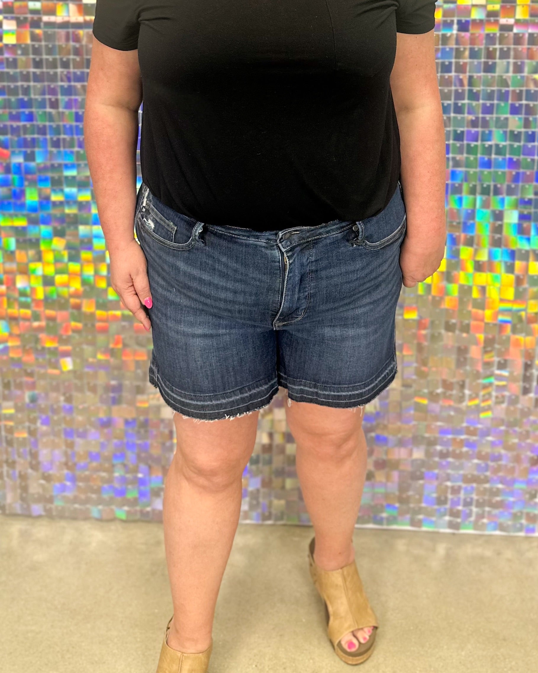 FINAL SALE Judy Blue Hannah High Waist Tummy Control Release Hem Shorts - Dark Wash