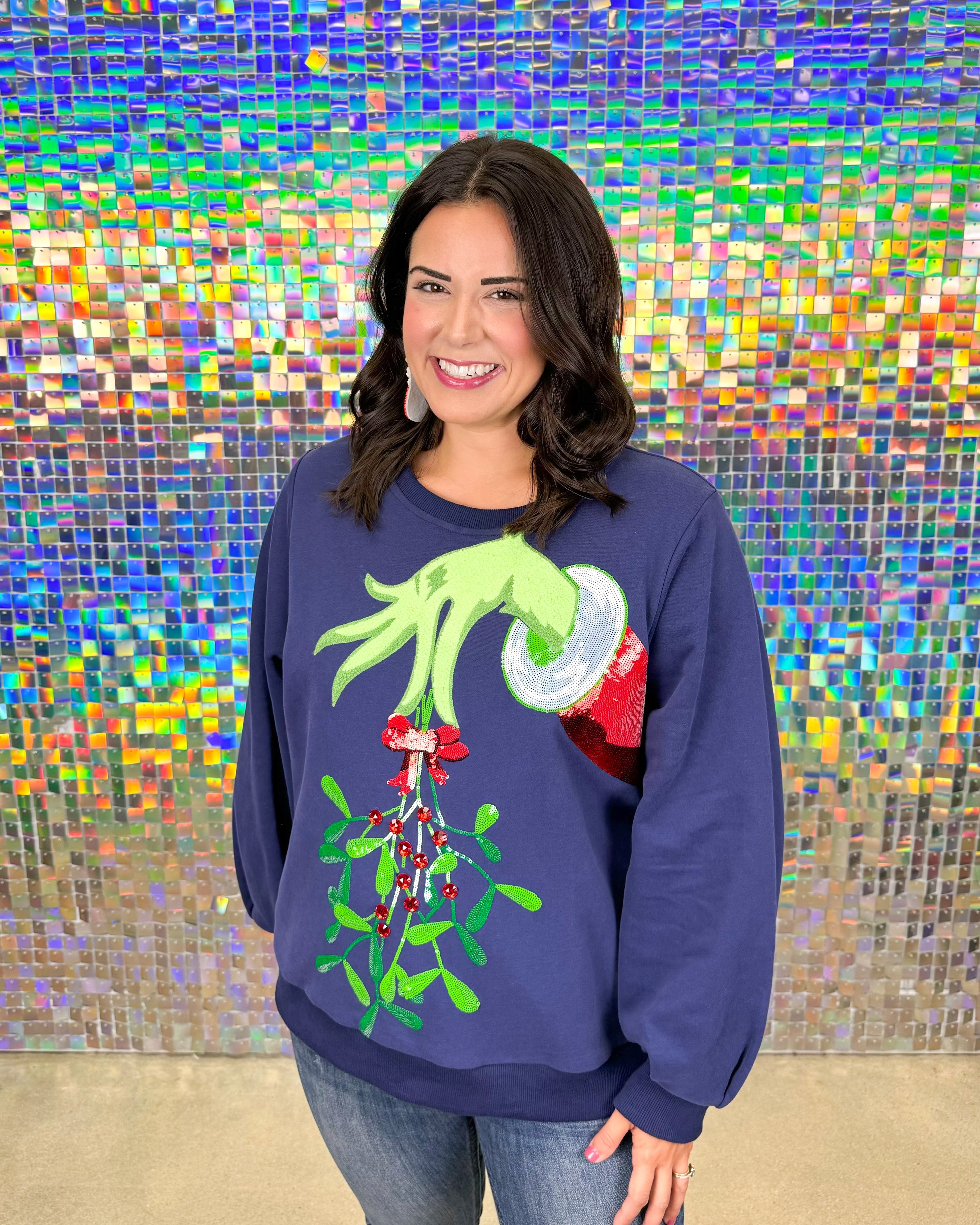 Queen of Sparkles Grinch Mistletoe Hand Sweatshirt - Navy