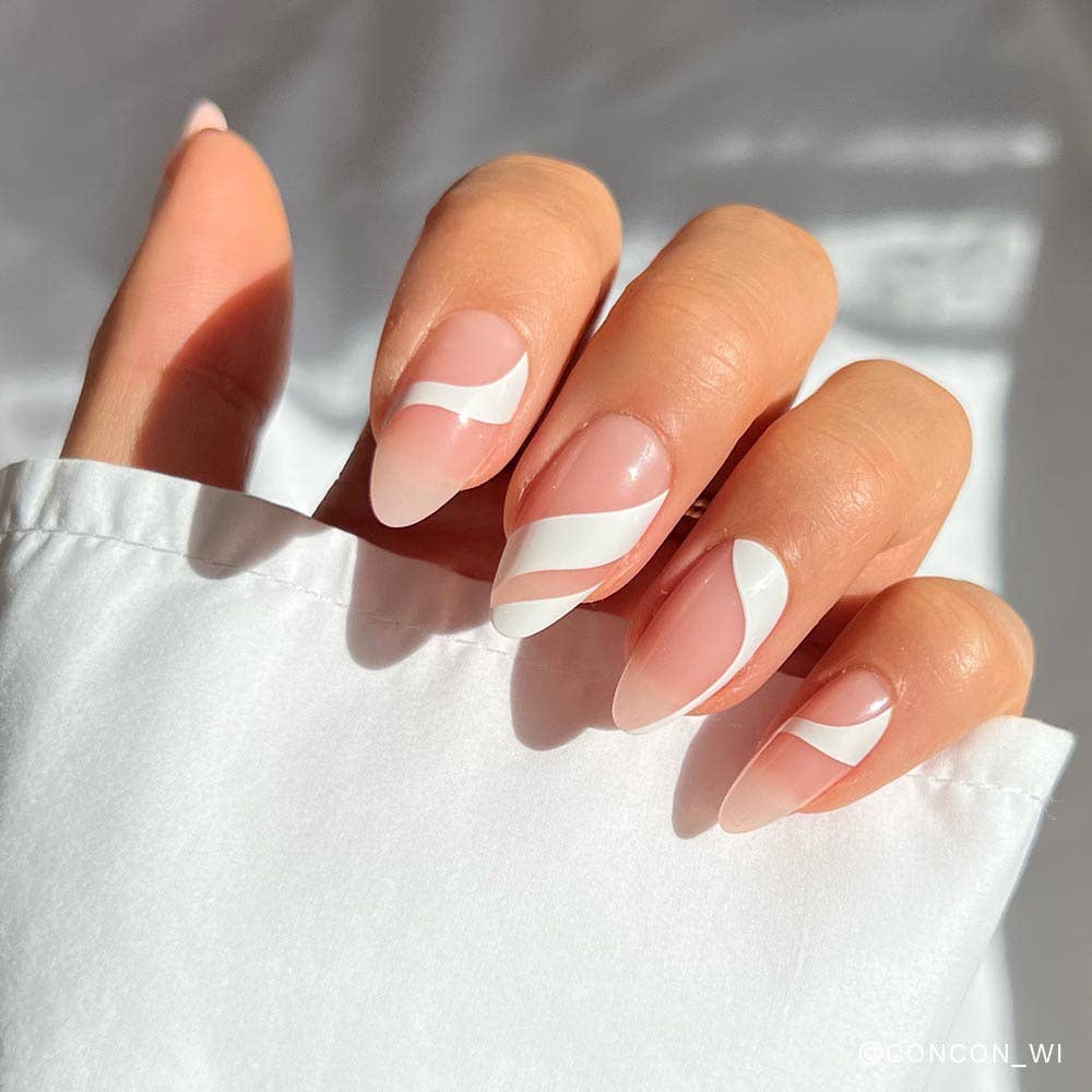 Glamnetic Marshmallow Swirl Press-On Nails | Long White | Medium Almond