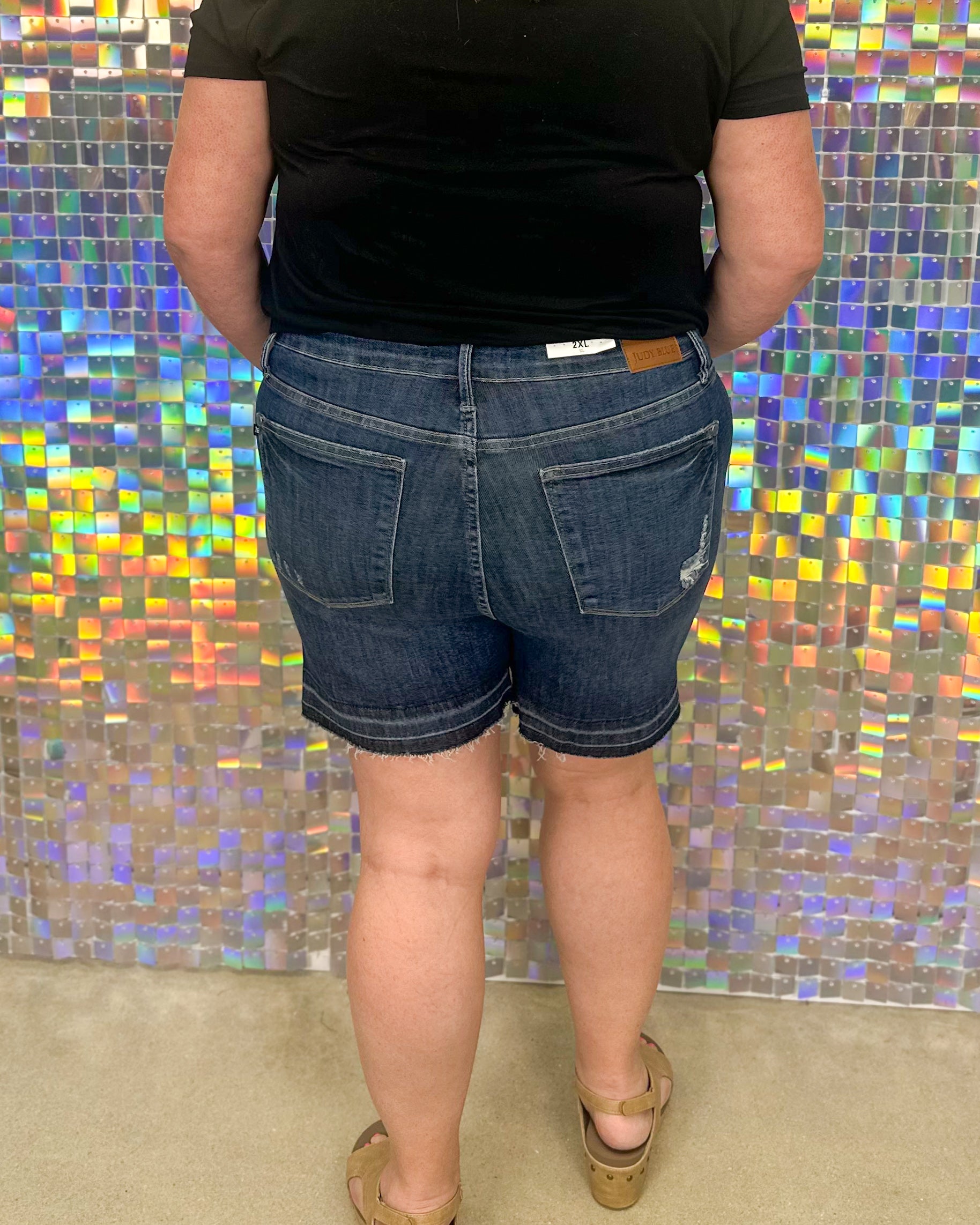 FINAL SALE Judy Blue Hannah High Waist Tummy Control Release Hem Shorts - Dark Wash