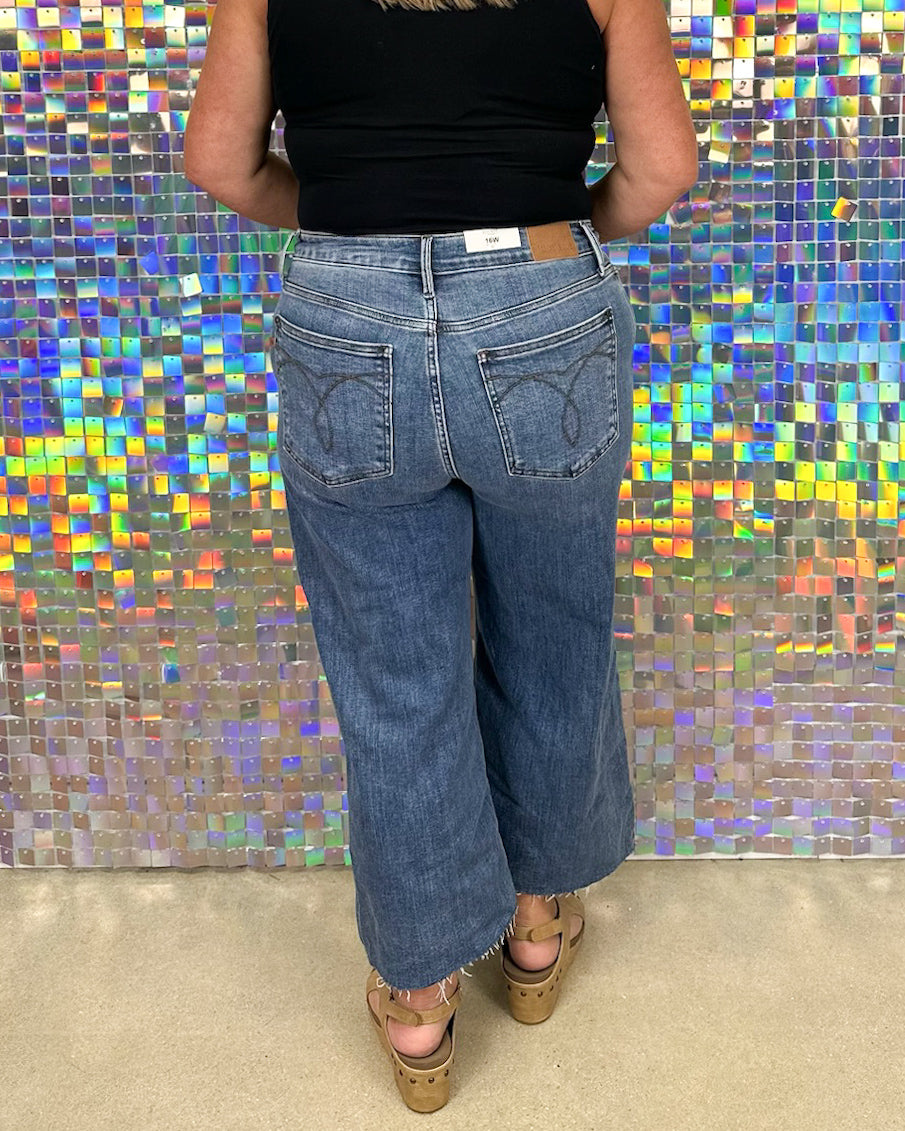 Judy Blue Laney High Waist Wide Leg Crop - Medium Wash