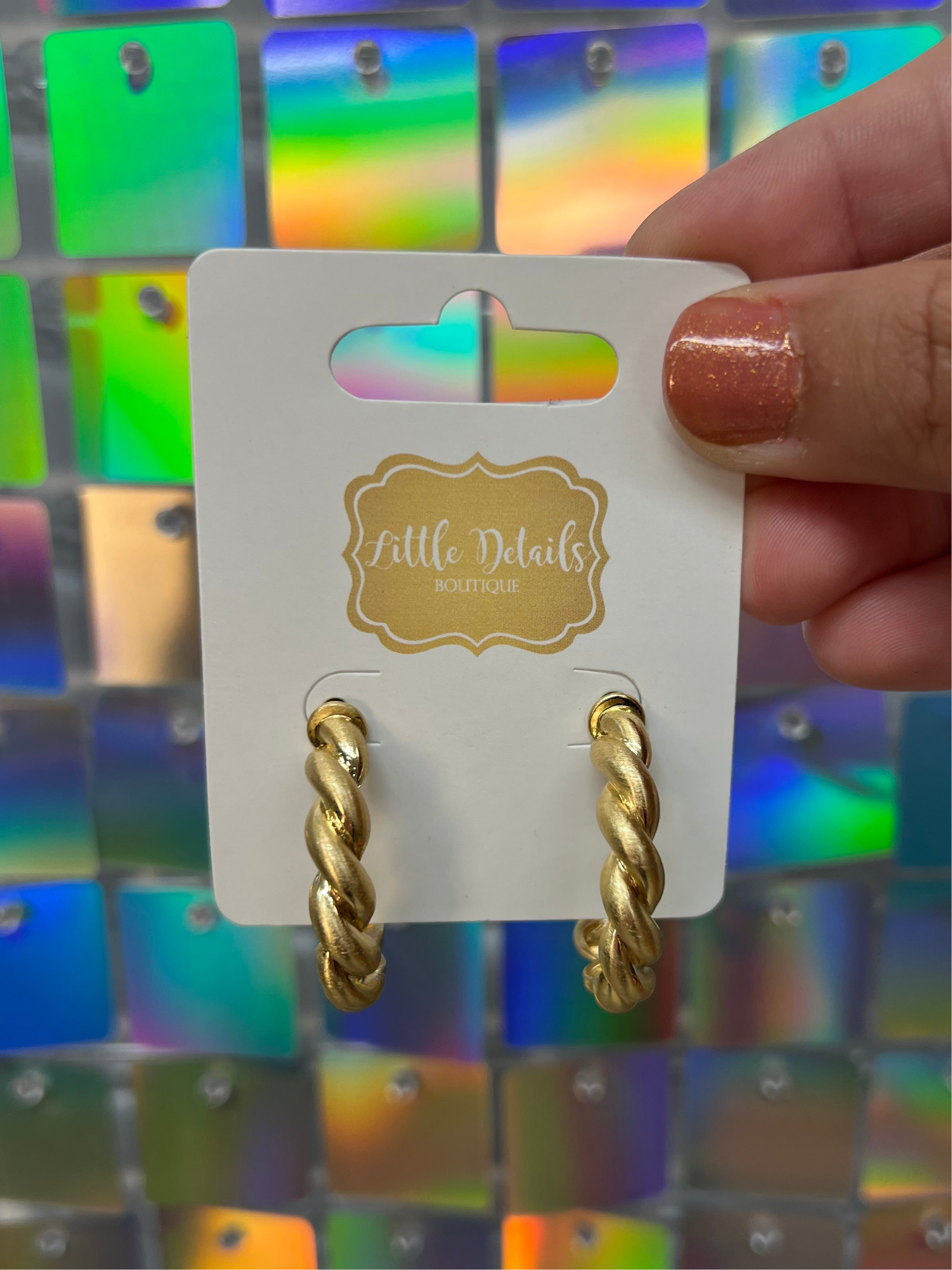 Everly Earrings Gold - Medium