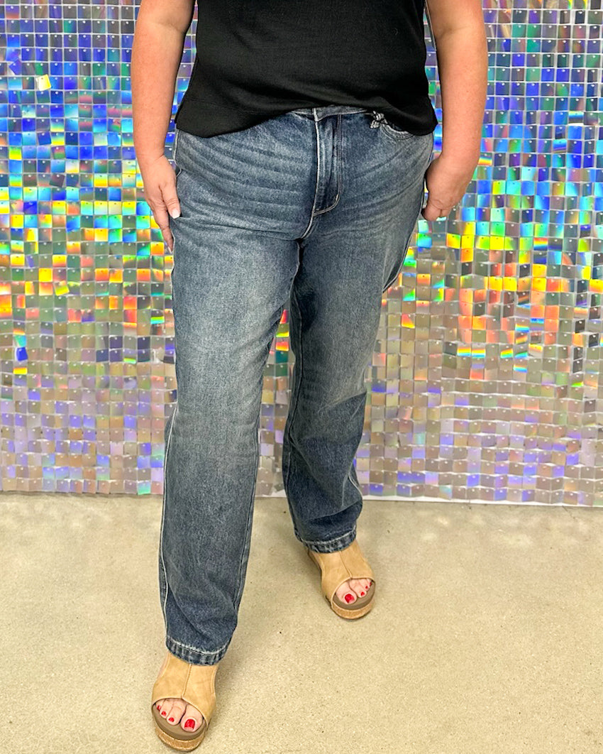 Judy Blue Clarissa High Rise Straight Leg - Medium Wash