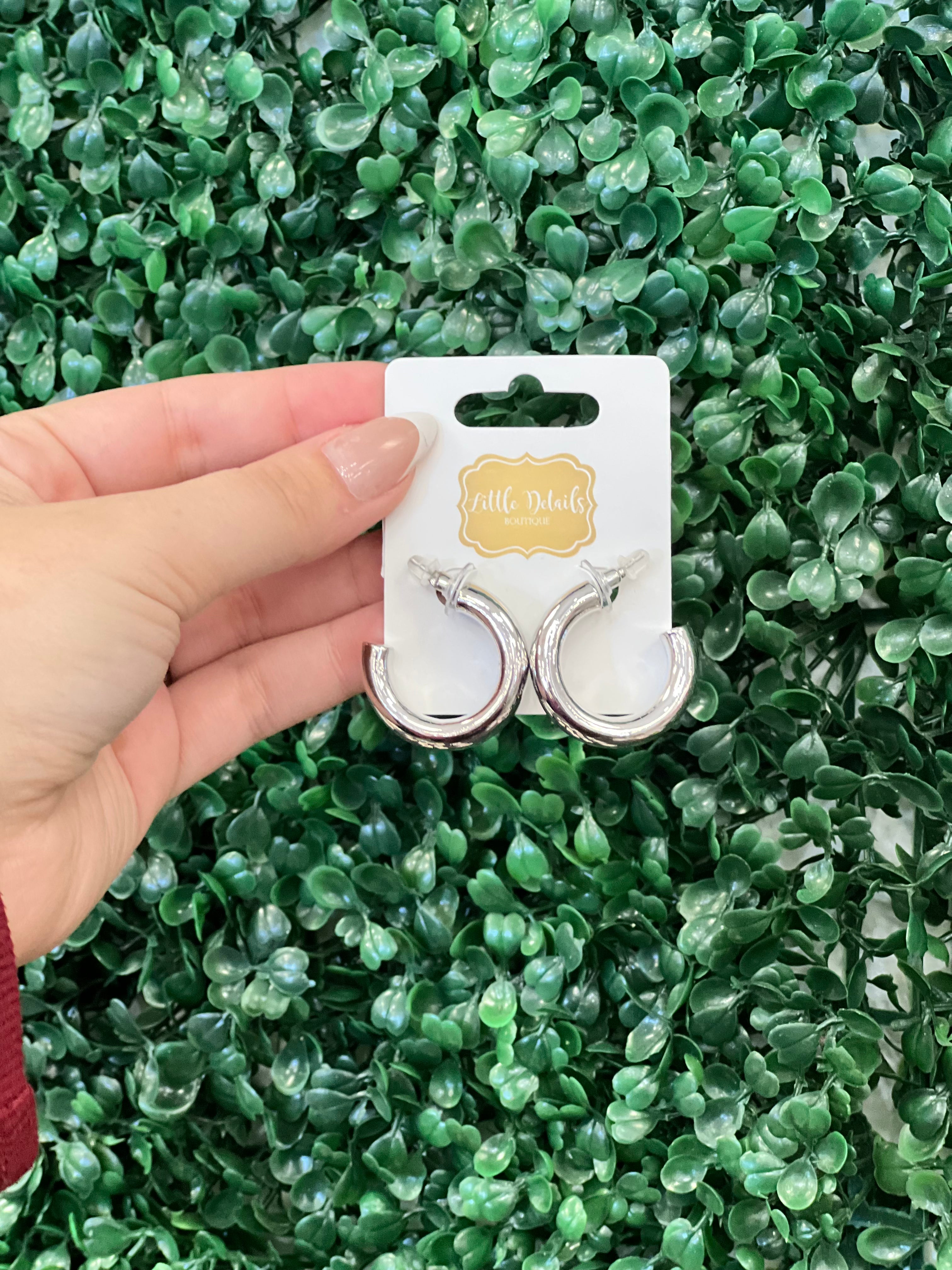 Sara Earrings - Shiny Silver