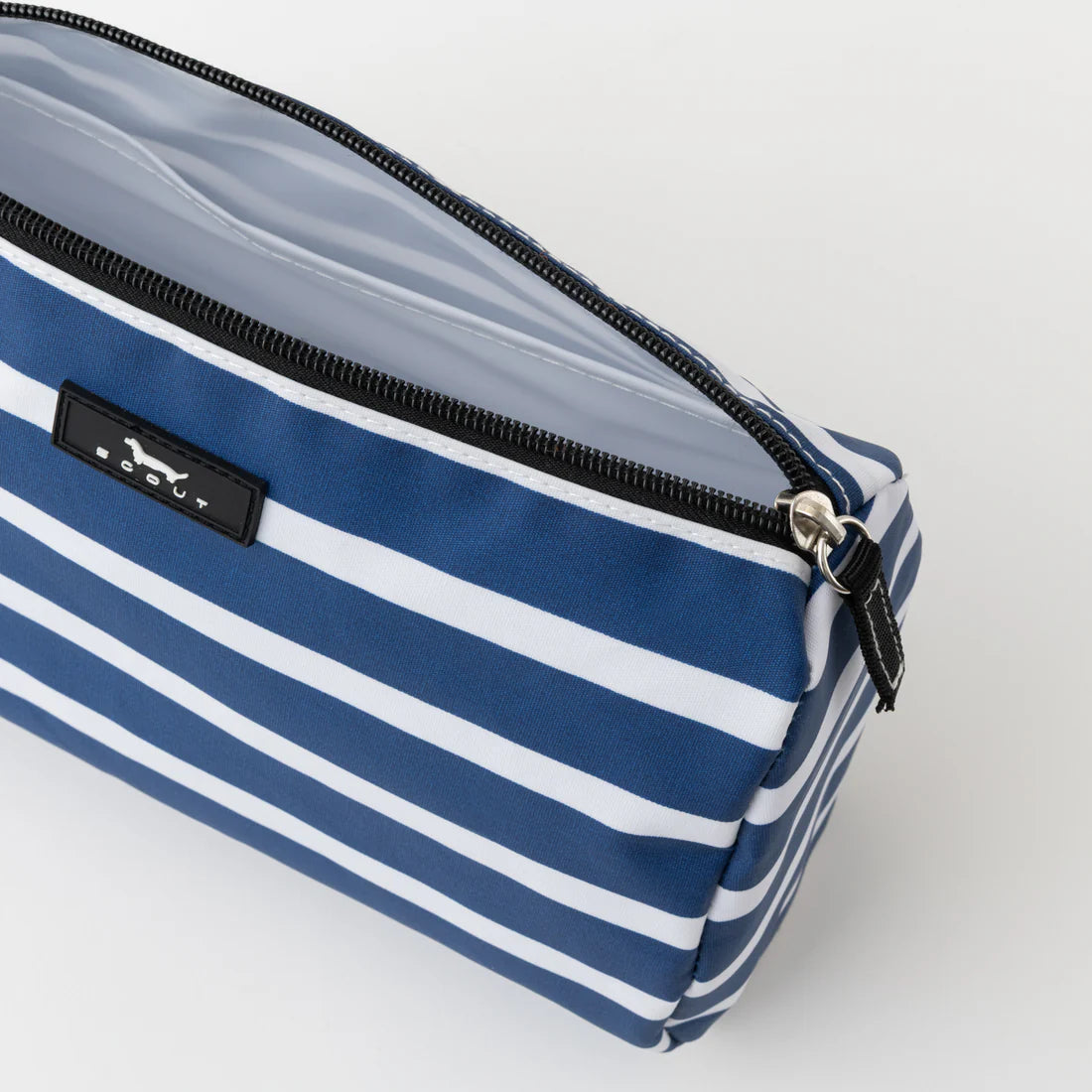 SCOUT Packin’ Heat Toiletry Bag - Clueless