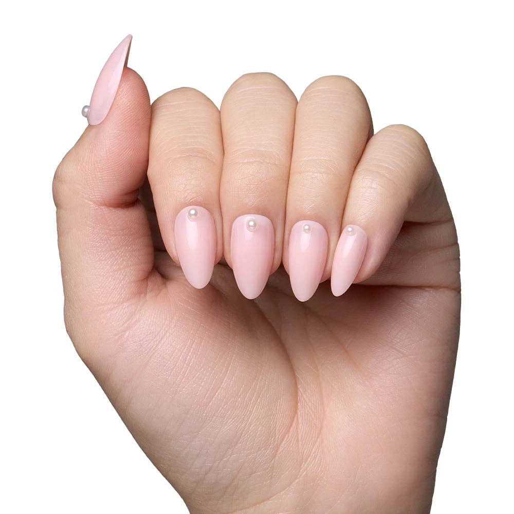 Glamnetic Wifey Press-On Nails | Nude Pearl | Short Almond