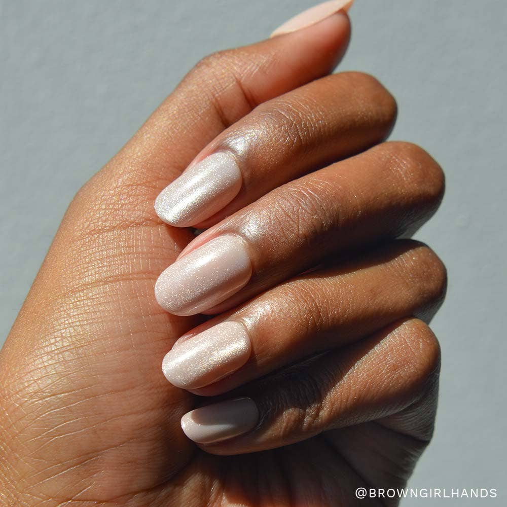 Glamnetic Pure Intentions Press-On Nails | Iridescent Hue | Natural Nail