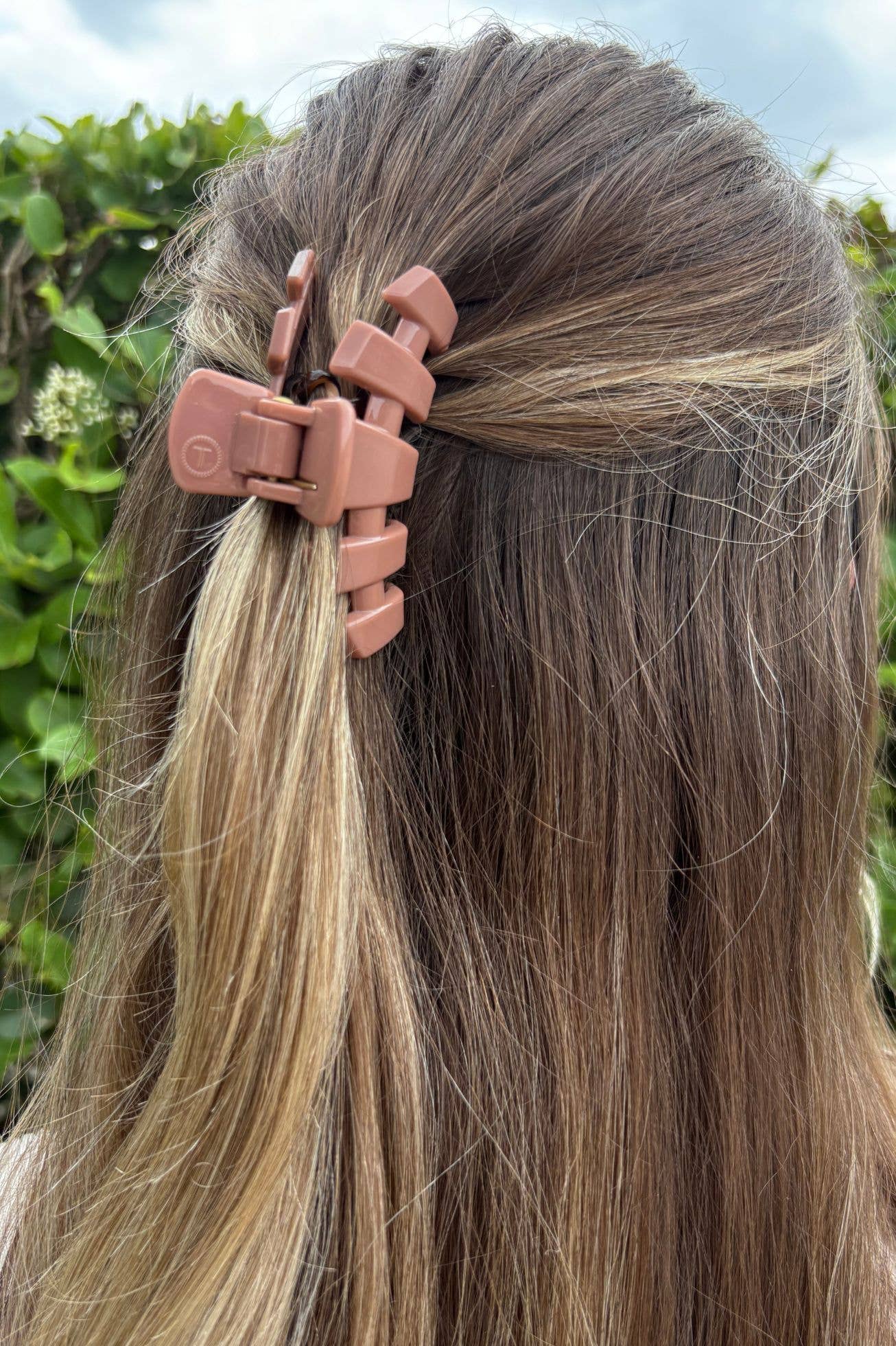 Classic Hair Clip | Small | Mocha Mousse