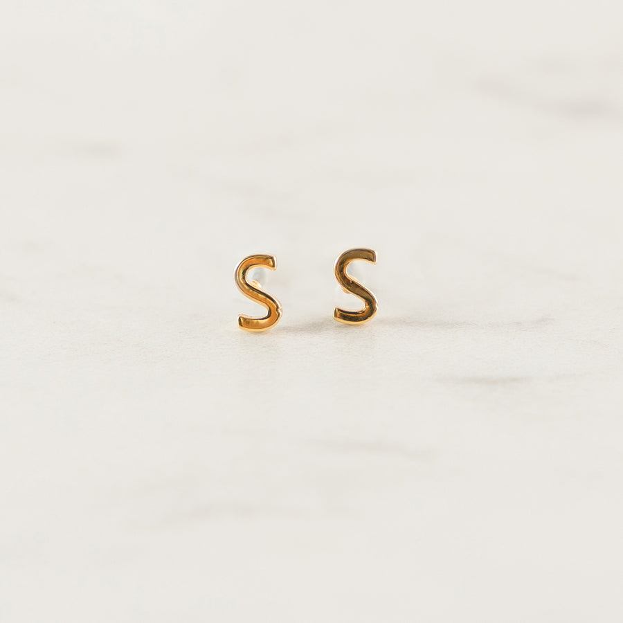 Michelle McDowell Luxe Ingrid Initial Earrings - Gold S