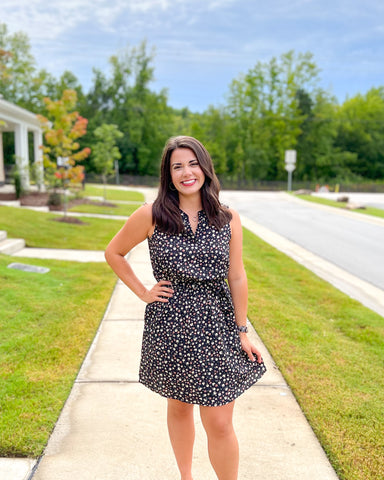 Staccato Courtney Dress - Black Elastic self tie waist, side pockets, knee length, ditsy floral